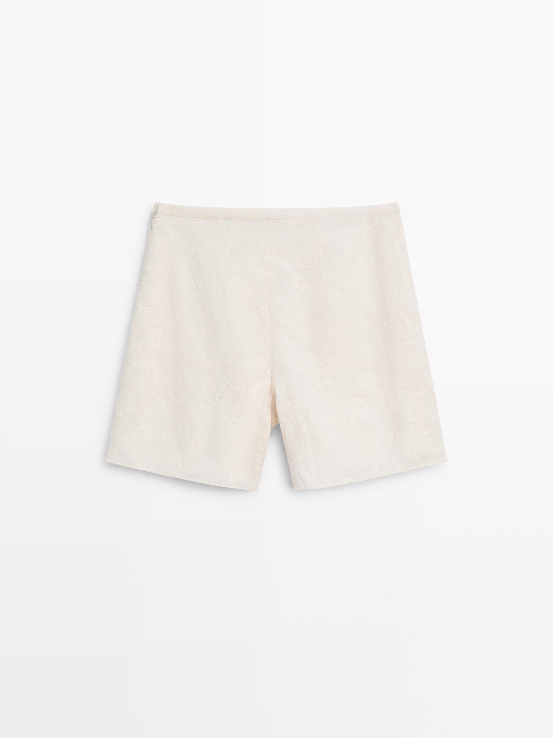 Short tissu fantaisie